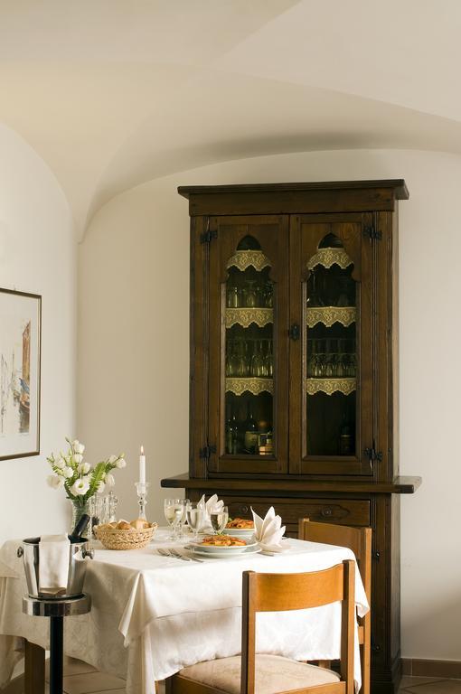 Hotel Villa Angelica Lacco Ameno  ภายนอก รูปภาพ