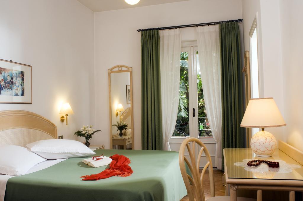 Hotel Villa Angelica Lacco Ameno  ภายนอก รูปภาพ